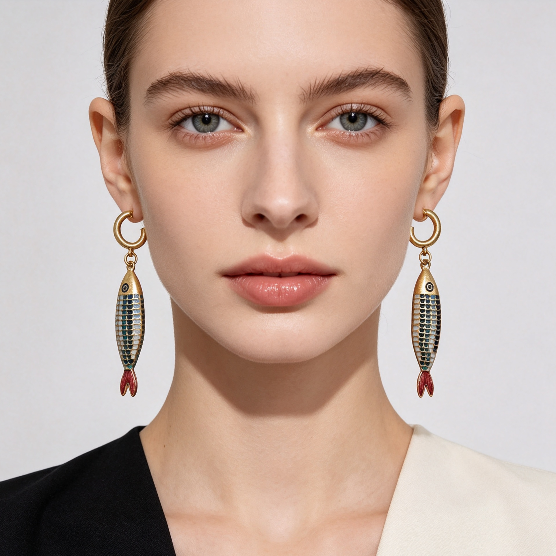 Pendientes Colgantes de Pescado Esmalte, Metal Dorado Envejecido, Diseño Étnico Vintage | Mayorista|JI JOYA