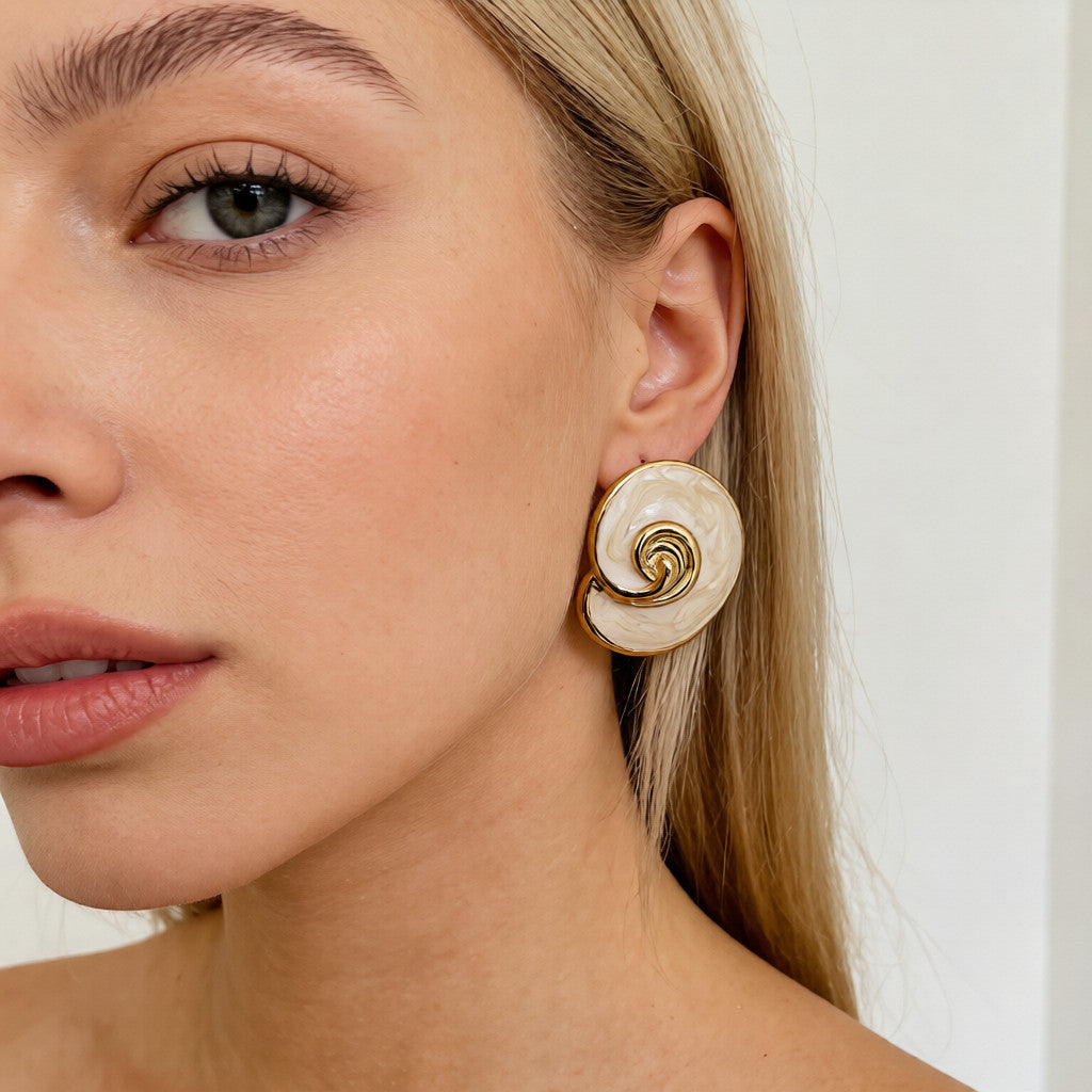 Pendientes de Resina con Detalle Dorado - Perfectos para Ocasiones Especiales