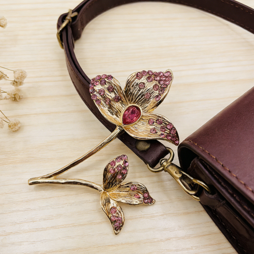 Broche floral vintage de cristal rosa | Pin llamativo en tono dorado para mujer
