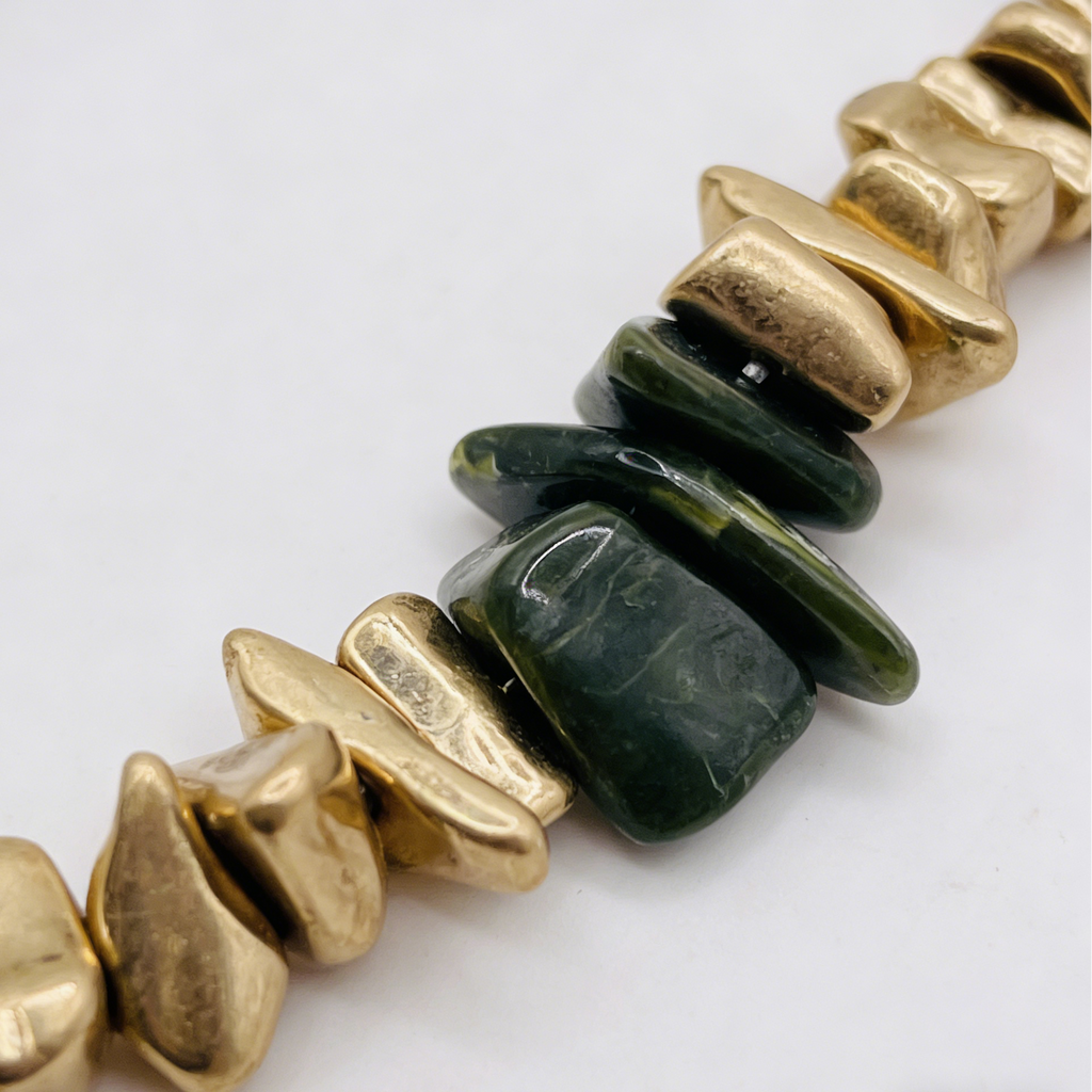 Collar de guijarros de ojo de tigre natural, diseño de nicho, gargantilla de alta gama, estilo vintage, versátil para uso diario.