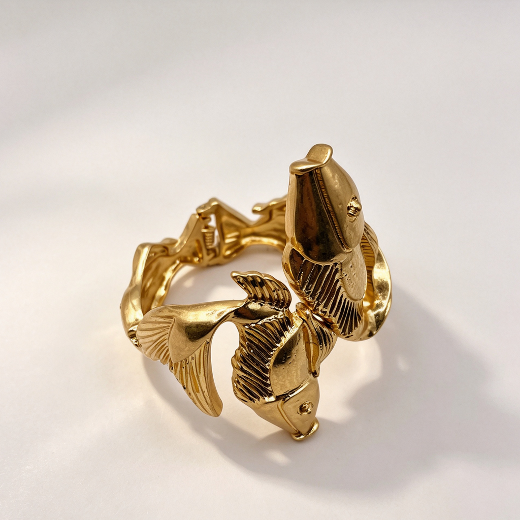 Pulsera de resorte con diseño de doble pez, accesorio de joyería de metal dorado al por mayor|JI JOYA