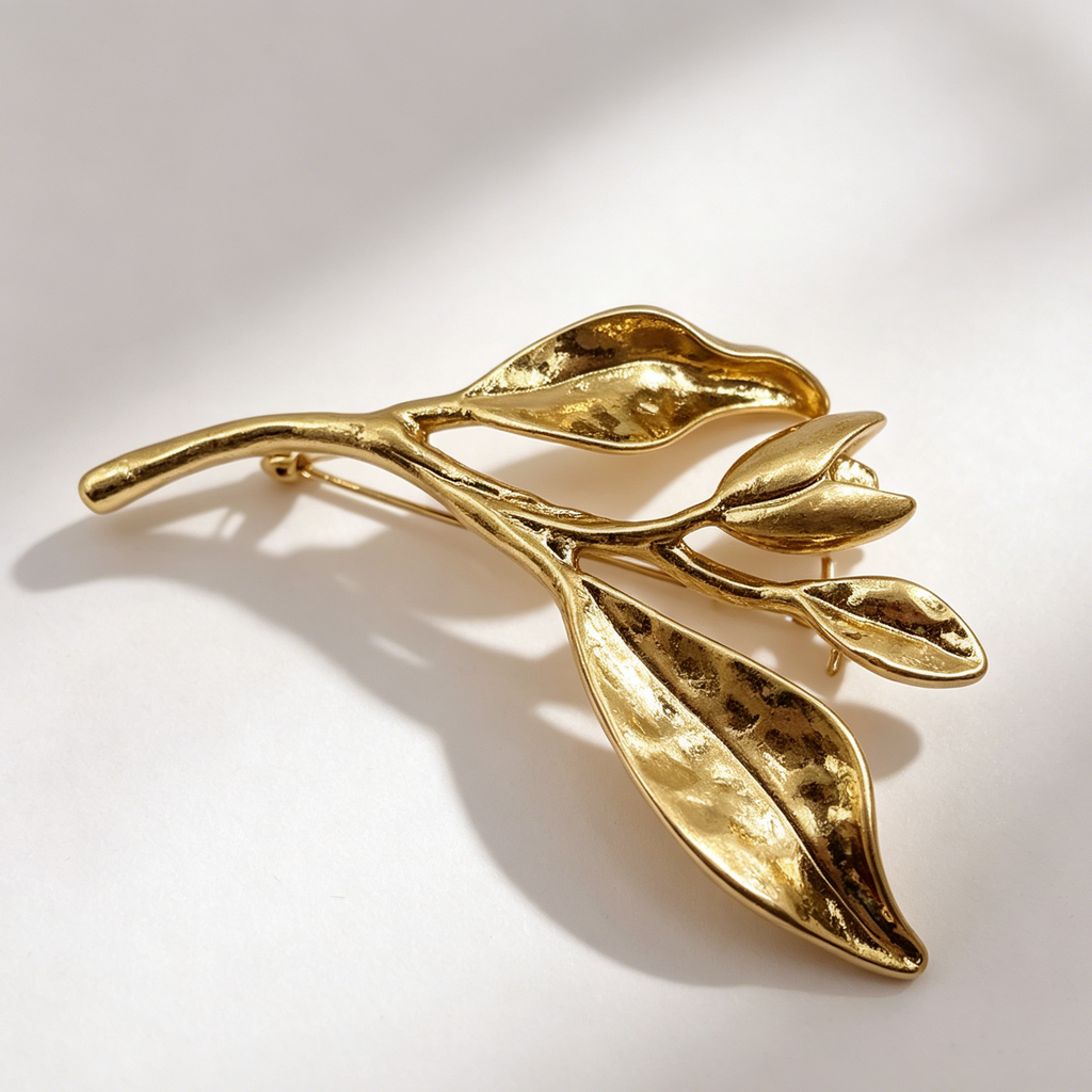 Broche Floral Dorado de Diseño Original, Accesorio de Ropa Elegante para Venta al Mayor|JI JOYA