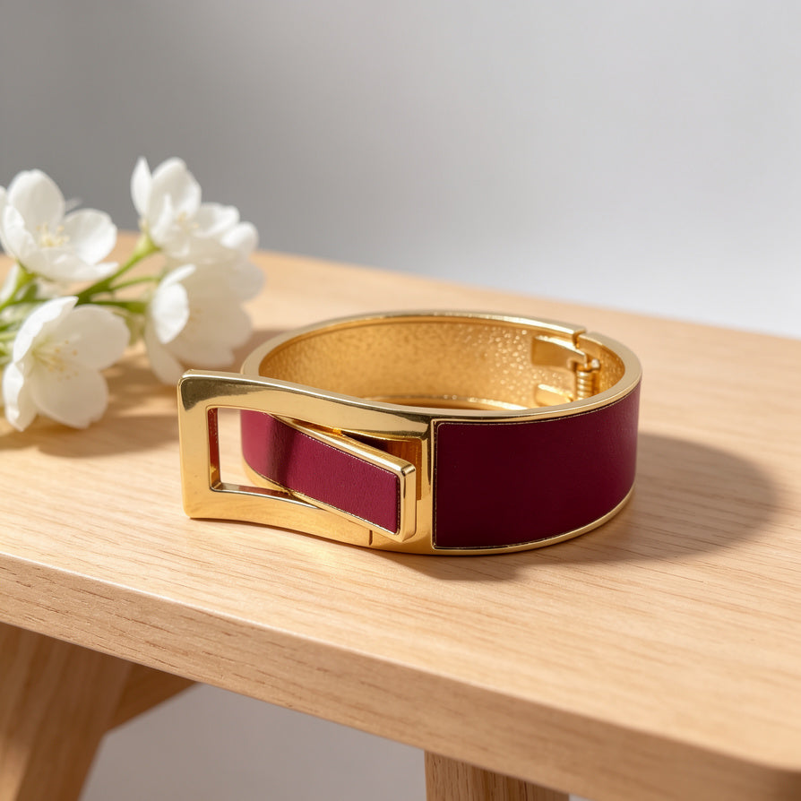 Pulsera de hebilla de aleación de zinc con acabado dorado- Diseño moderno al por mayor|JI JOYA