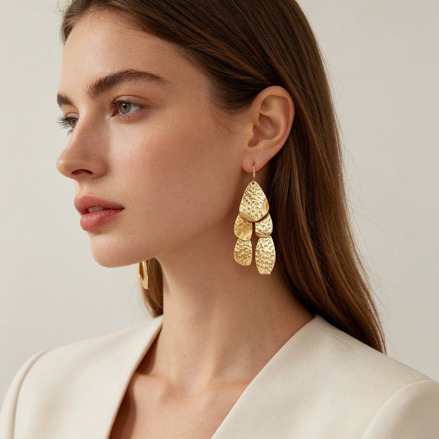 Pendientes Colgantes de Láminas Martilladas | Diseño Cascada | Oro y Plata | Joyería Mayorista|JI JOYA