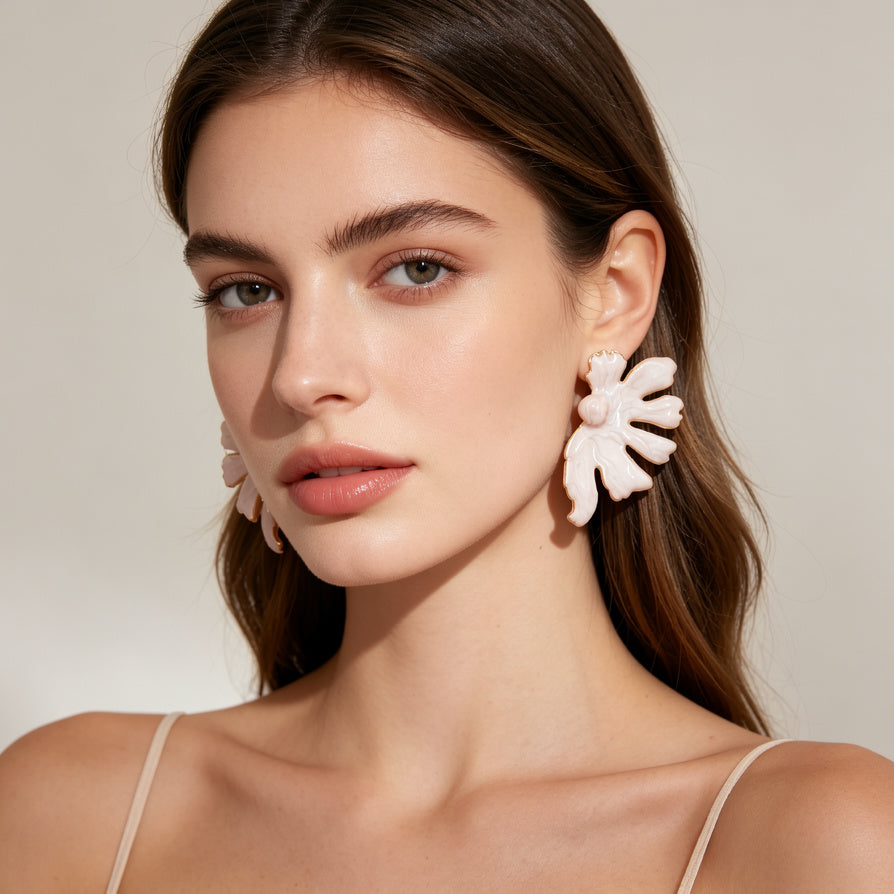 Pendientes de Flor de Esmalte con Detalle de Perla - 3 Colores | Joyería de Moda al Por Mayor|JI JOYA