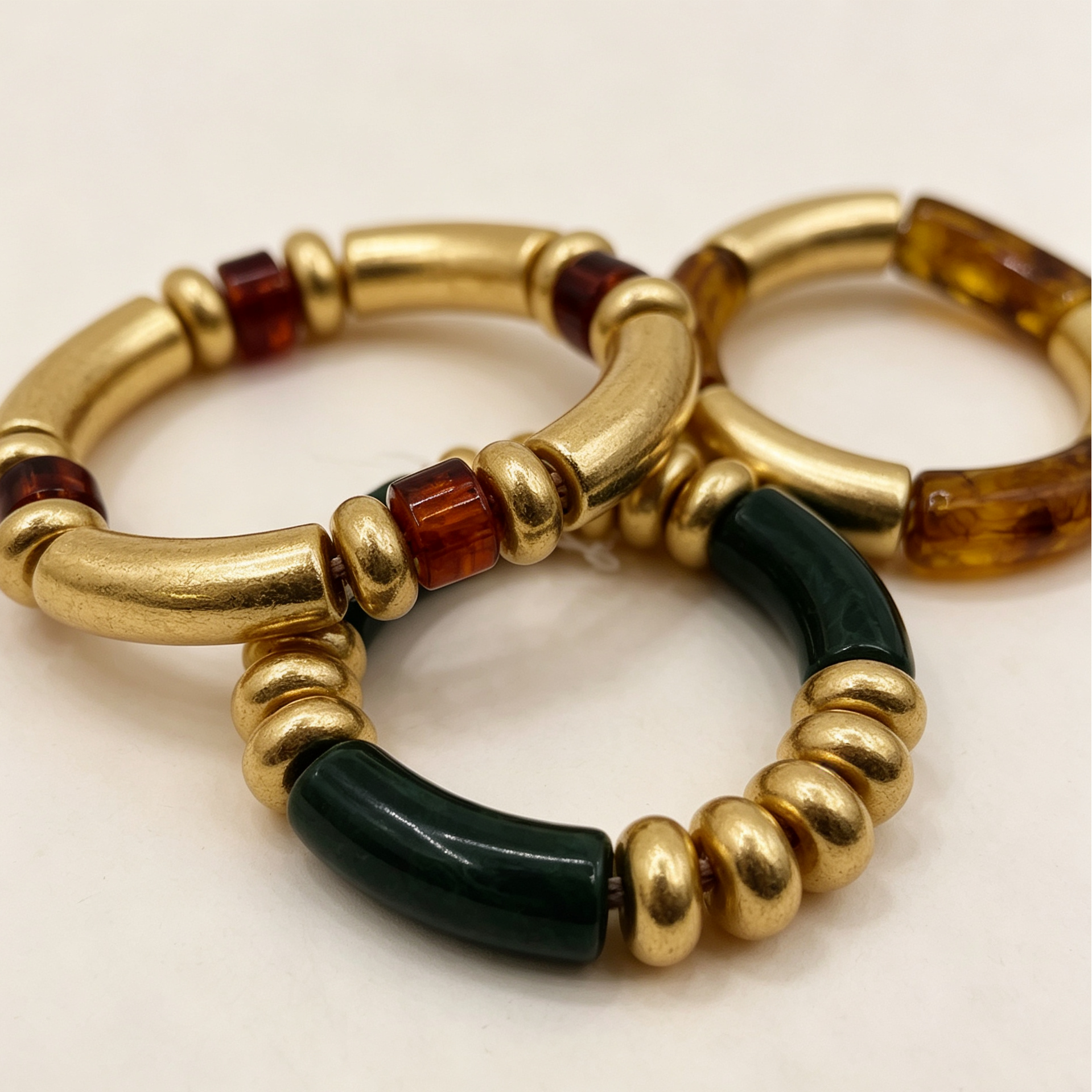 Set de 3 pulseras elásticas de resina y metal dorado | Venta al por mayor accesorios de moda|JI JOYA