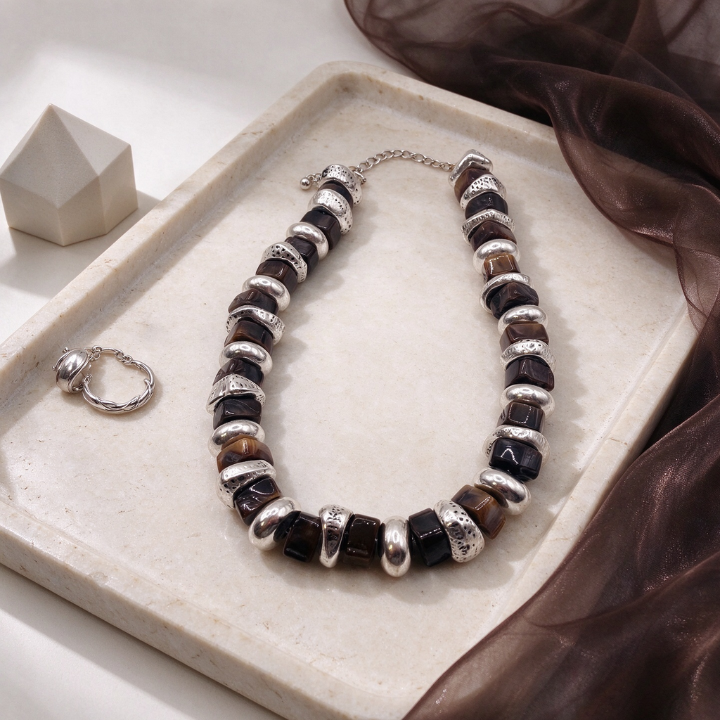 Collar de piedras naturales y piezas de metal plata, diseño boho grueso, accesorio de moda al por mayor|JI JOYA