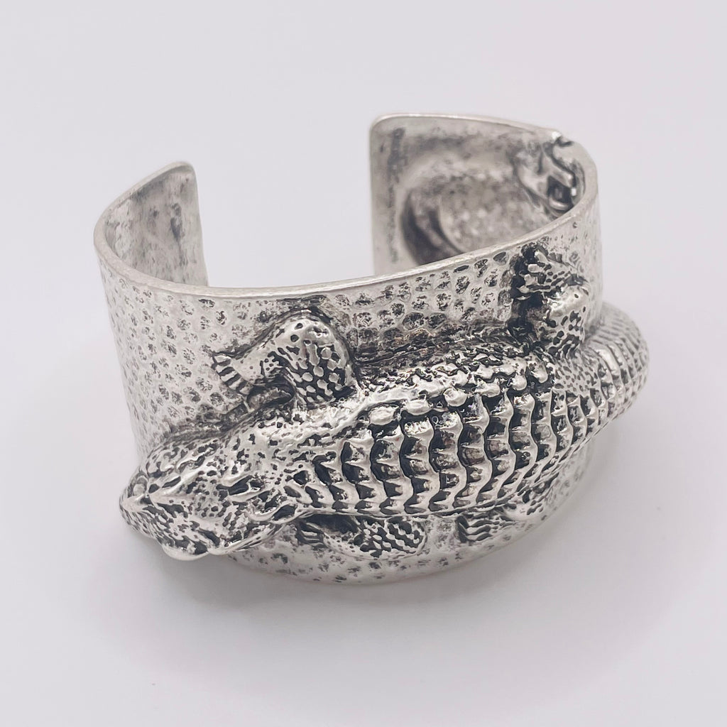 Brazalete Ancho de Cocodrilo con Textura | Joyería de Moda para Mayoristas| JI JOYA