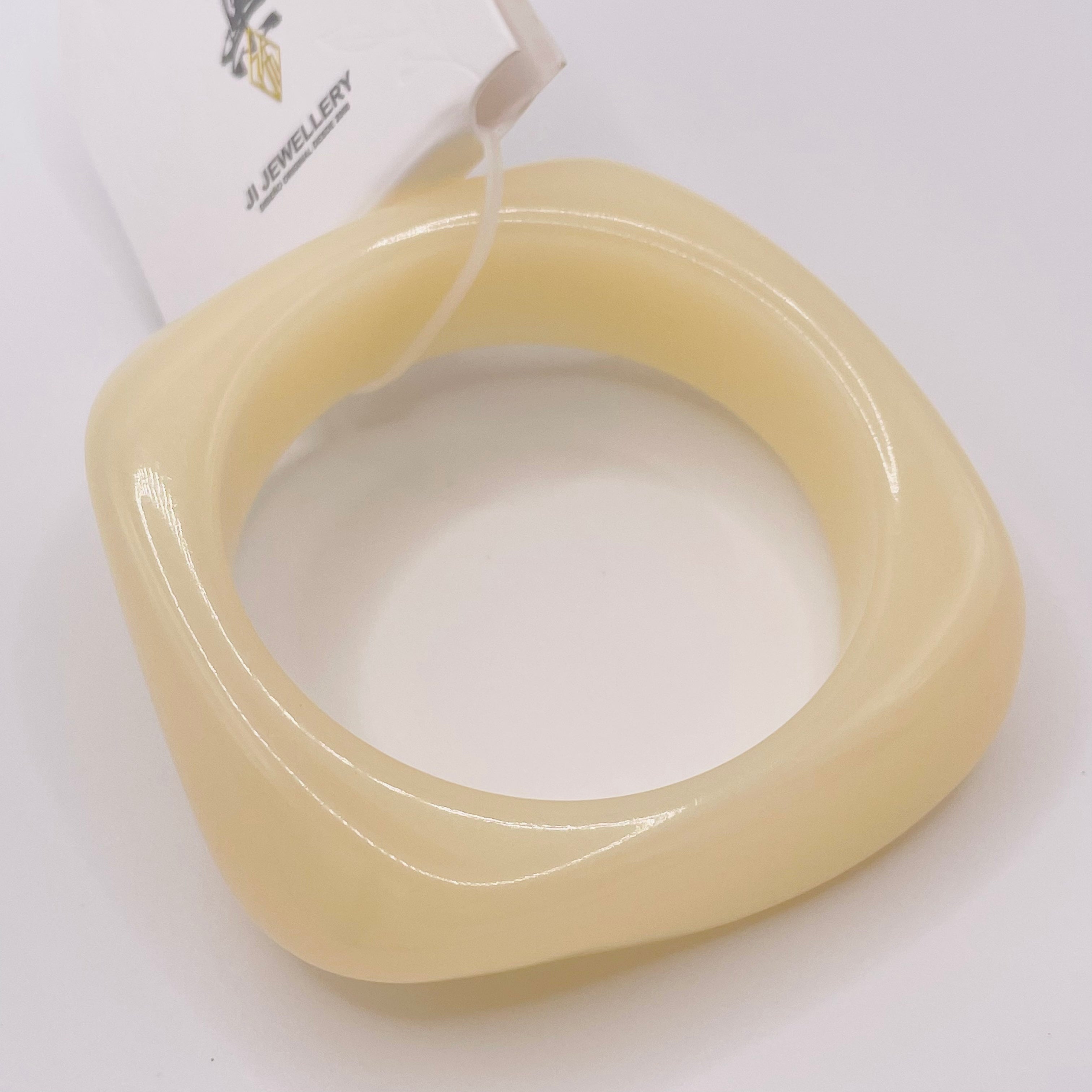 Pulsera Cuadrada de Resina Elegante | Mayorista B2B, Diseño Minimalista 2 Colores