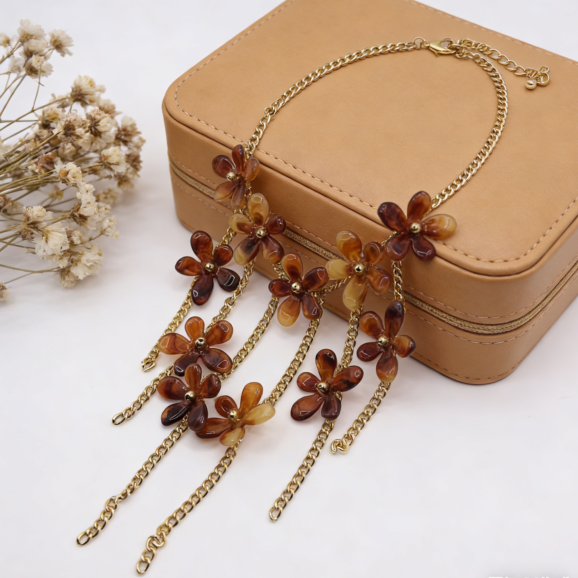 【Amuleto floral primaveral】Conjunto de joyas con borlas florales retro: collar, aretes y pulsera de diseño único (juego de 3 piezas)