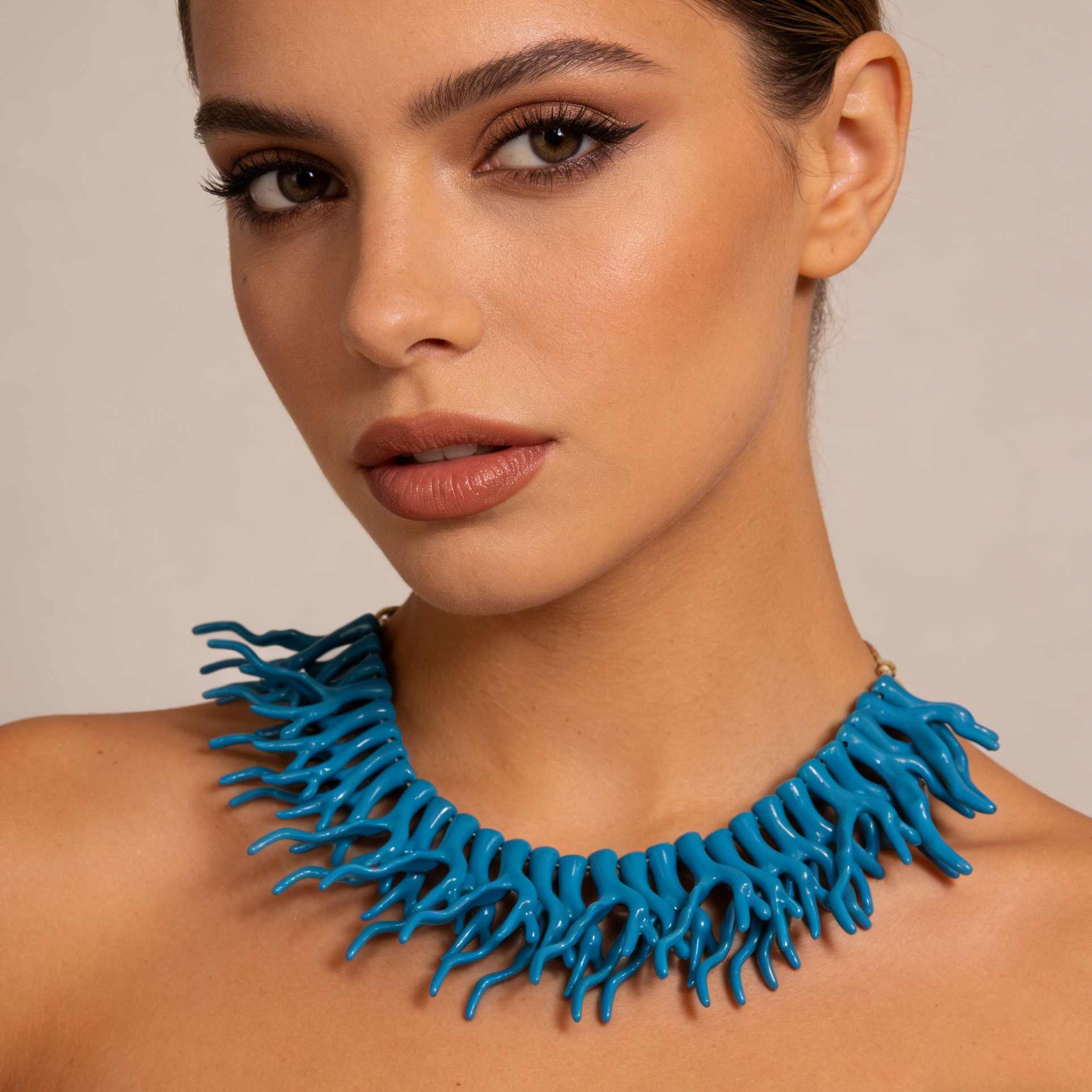 Gargantilla con diseño de rama de coral