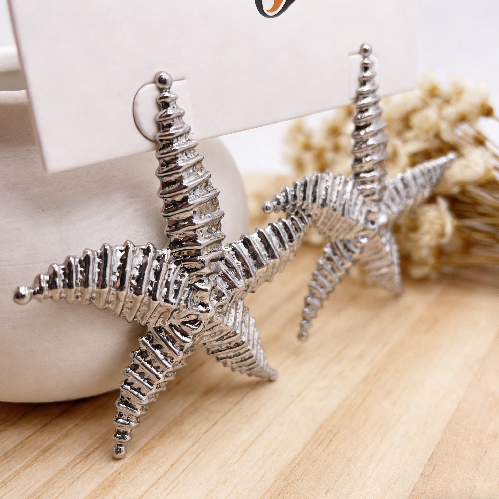 Pendientes Estrella de Mar Metálicos | Diseño Exagerado y Elegante para Mujer