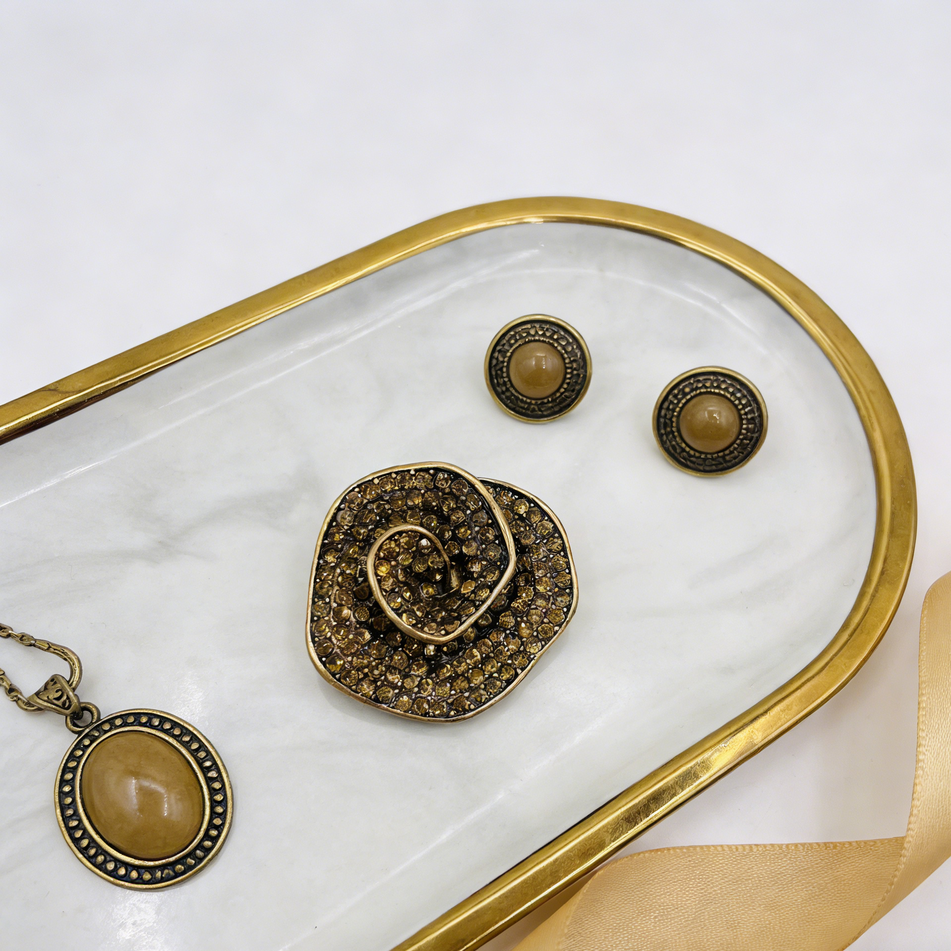 Broche de flor com remoinho de strass | 2 cores | Alfinete vintage com estilo