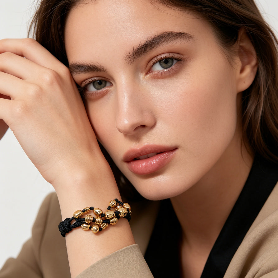 Pulsera de Cuero Negro con Cuentas Metálicas Dorada/Plateada | Accesorio Mayorista B2B| JI JOYA