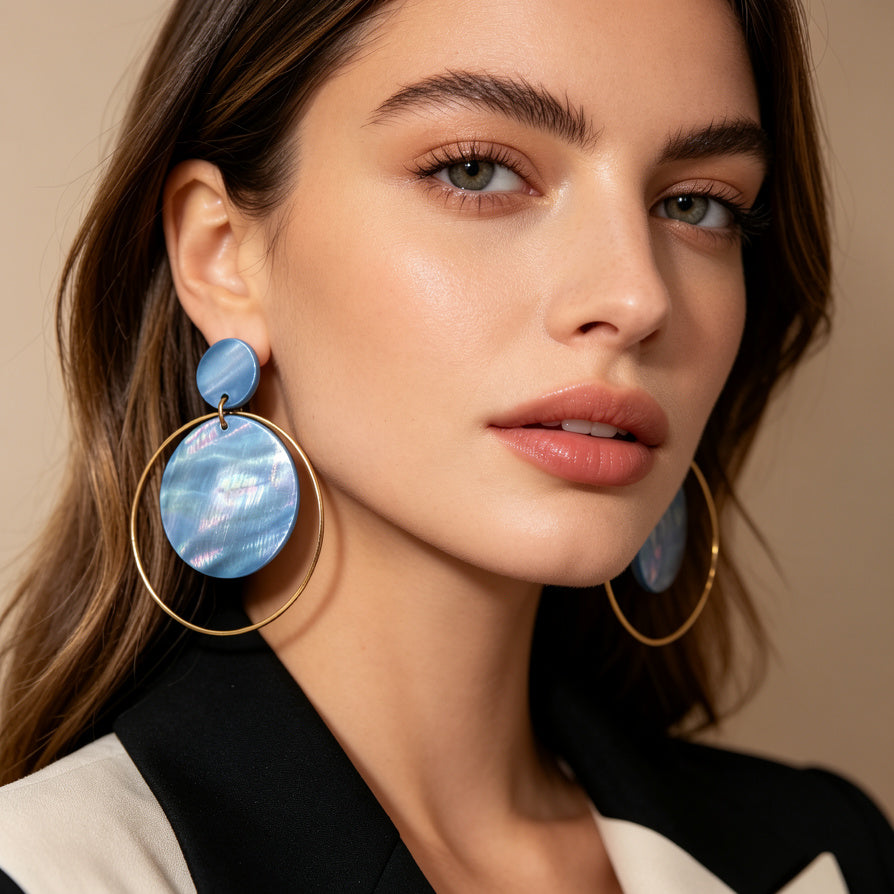Pendientes de Círculo Dorado con Placa de Concha Nácar - 3 Colores (Azul, Rojo, Blanco) | Joyería de Moda al Por Mayor|JI JOYA
