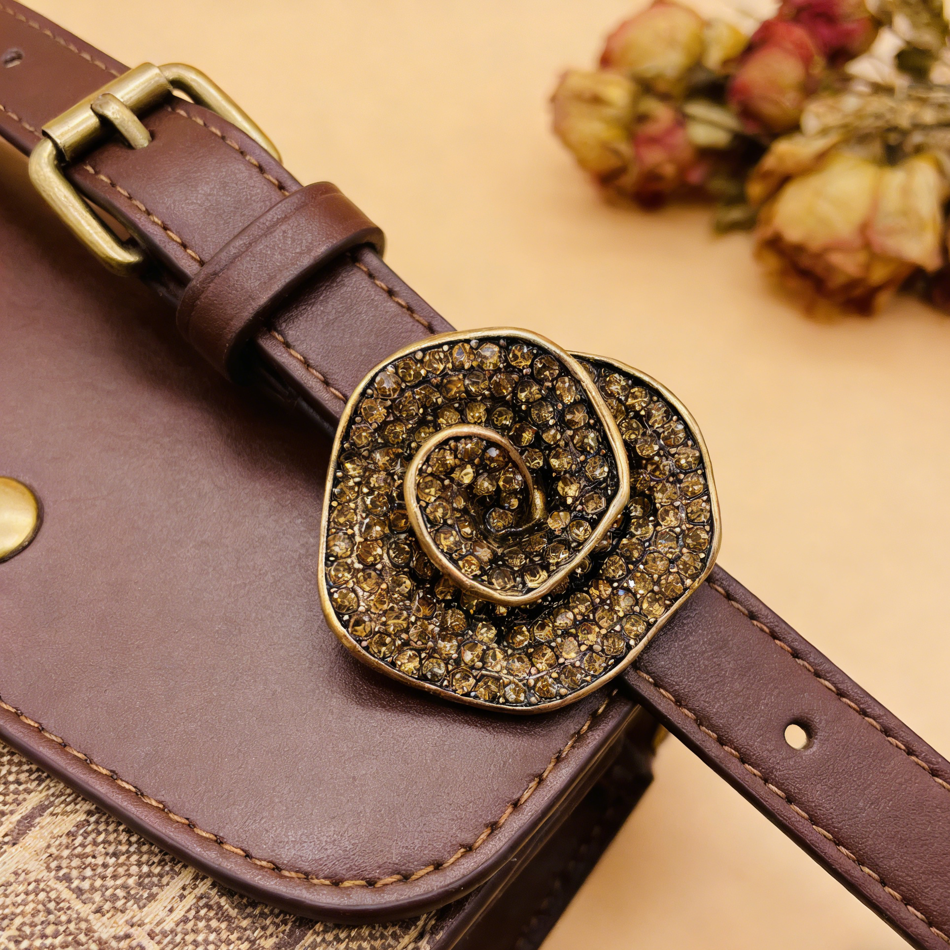 Broche de flor com remoinho de strass | 2 cores | Alfinete vintage com estilo