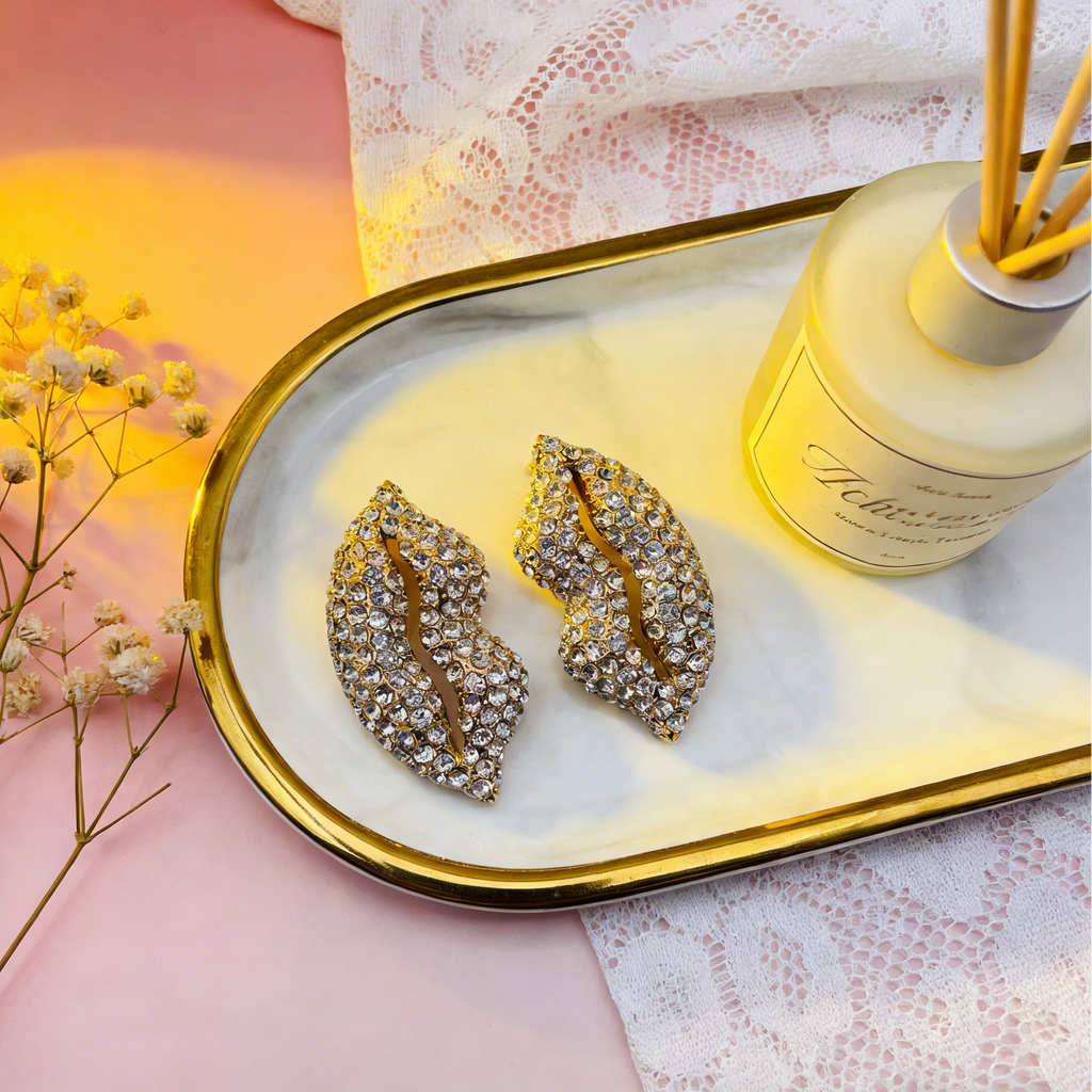 Collar de Labios de Cristal con Flecos Dorados - Joyería de Lujo para Fiesta