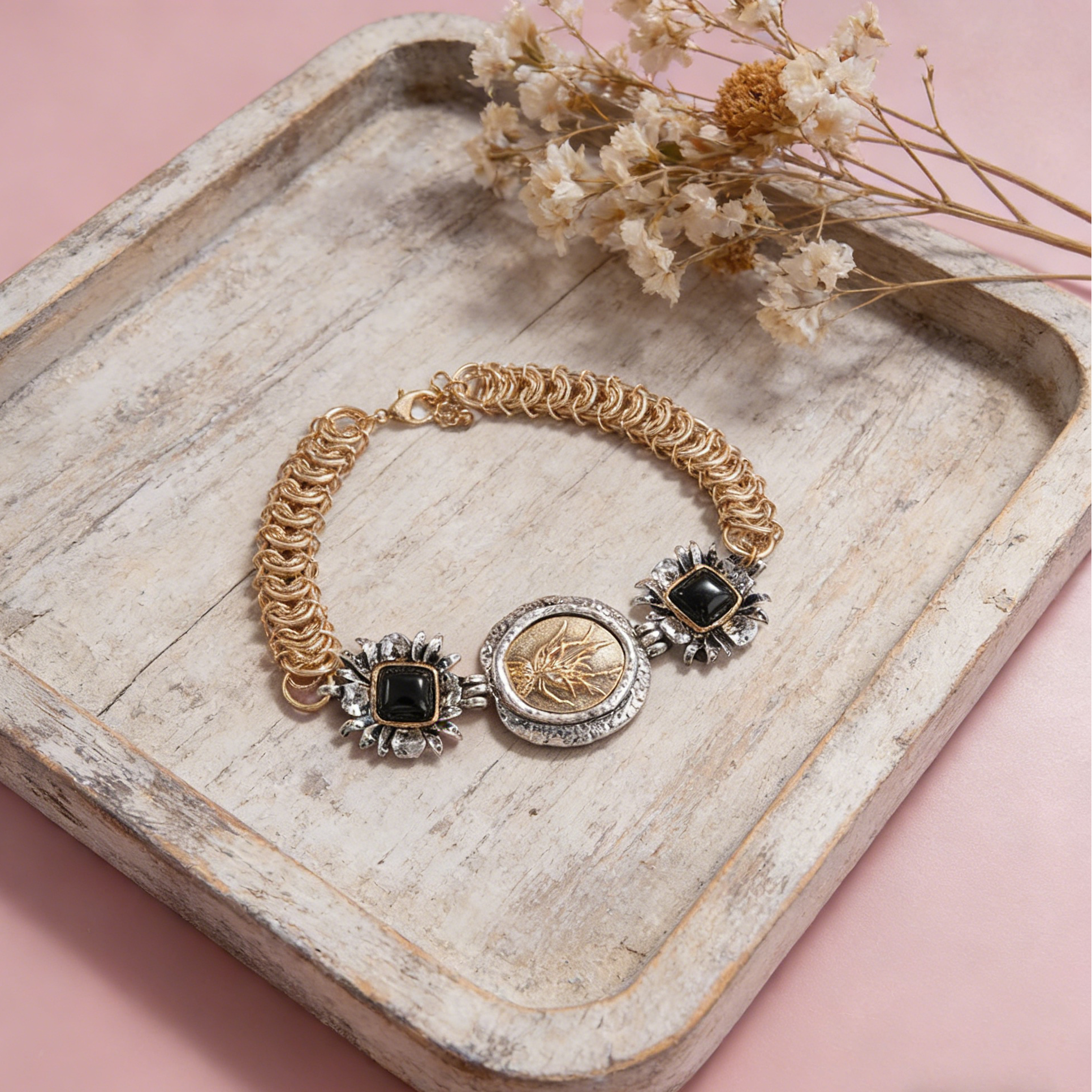 Gargantilla vintage con monedas bicolor | Joyería gótica de lujo con ónix negro