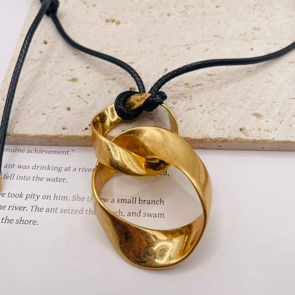 Collar de Cuero con Colgante de Mobius de Zinc allory Dorado - Joyería de Moda Europea y Americana para Mujeres, Venta al Por Mayor|JI JOYA