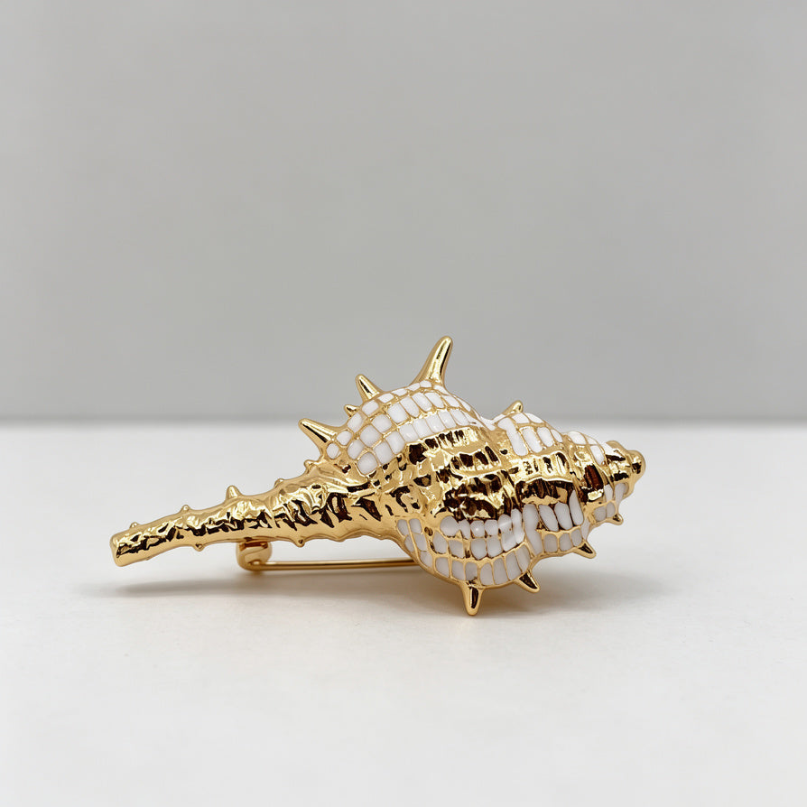 Broche Concha Marina Dorada - Joyería de Moda para Mayoristas|JI JOYA