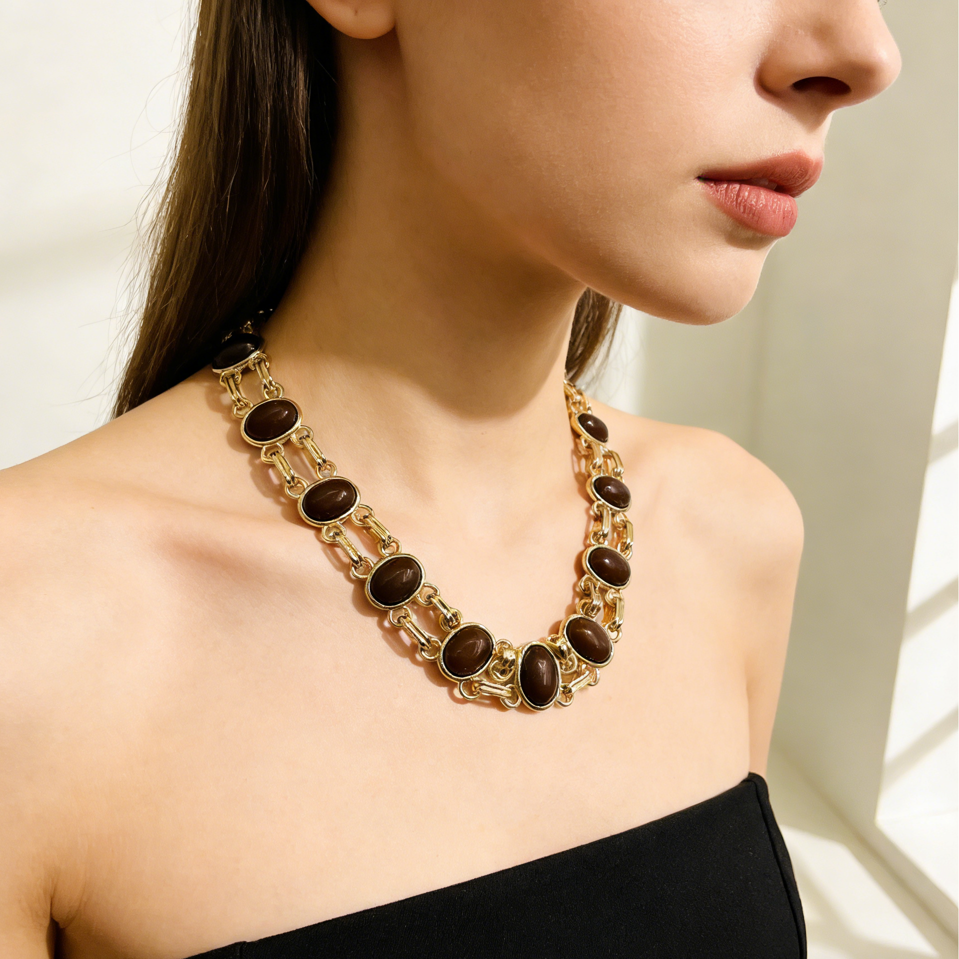 Conjunto de Joias de Corrente de Ouro com Pedras Ovais - Colar e Pulseira