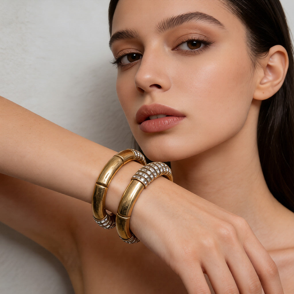 Conjunto vintage de colar e pulseira em metal bicolor de bambu