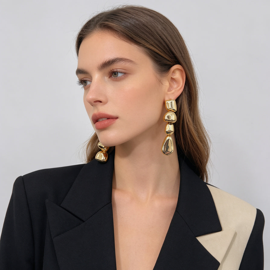 JI JOYA VENTA AL POR MAYOR|Set de Joyería Dorada Geométrica Irregular - Collar y Aretes de Zinc Dorado para Mujer | Venta al Por Mayor