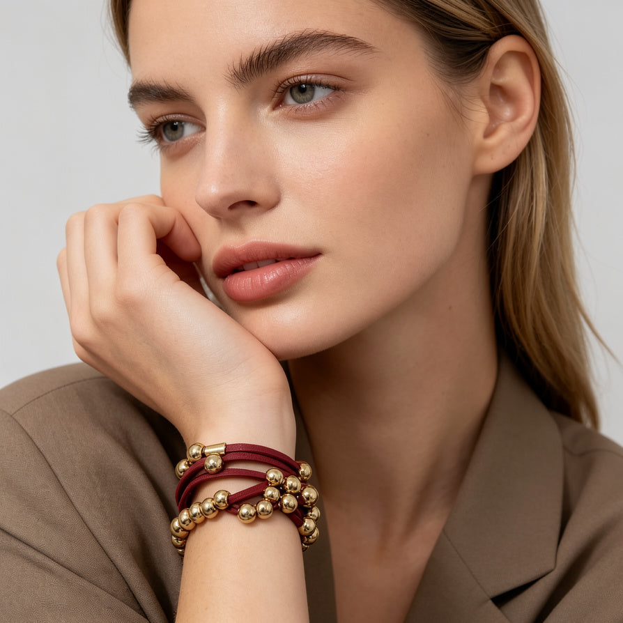 Pulsera de cuero sintético multicapa con bolas doradas, 2 colores al por mayor | JI JOYA