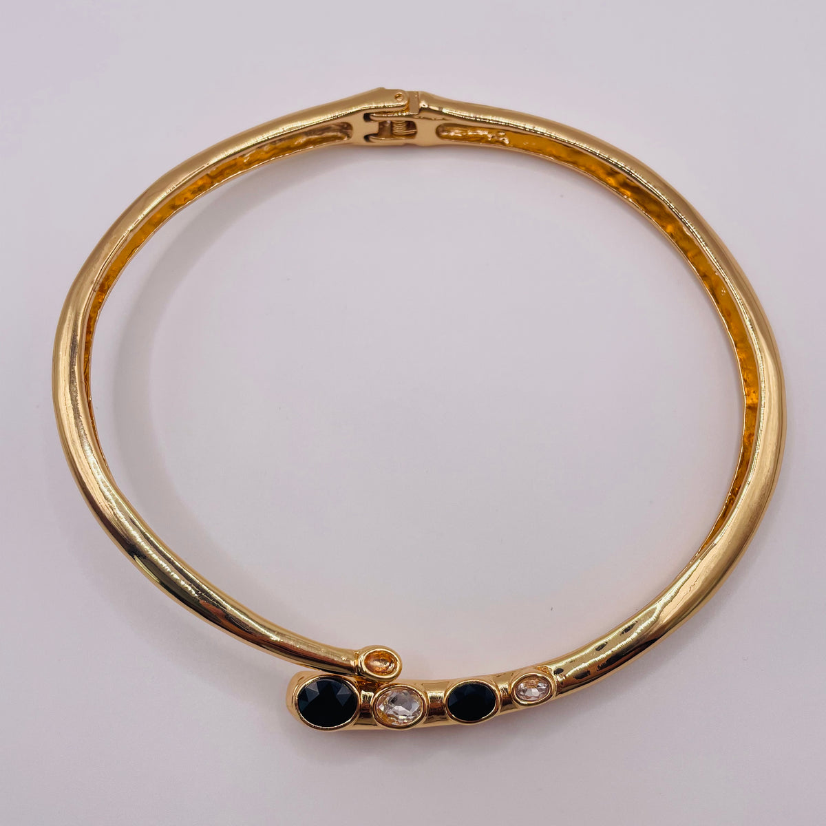 Collar Choker Apertura Plata/Dorado con Piedras Negras y Transparentes | Joya al por mayor