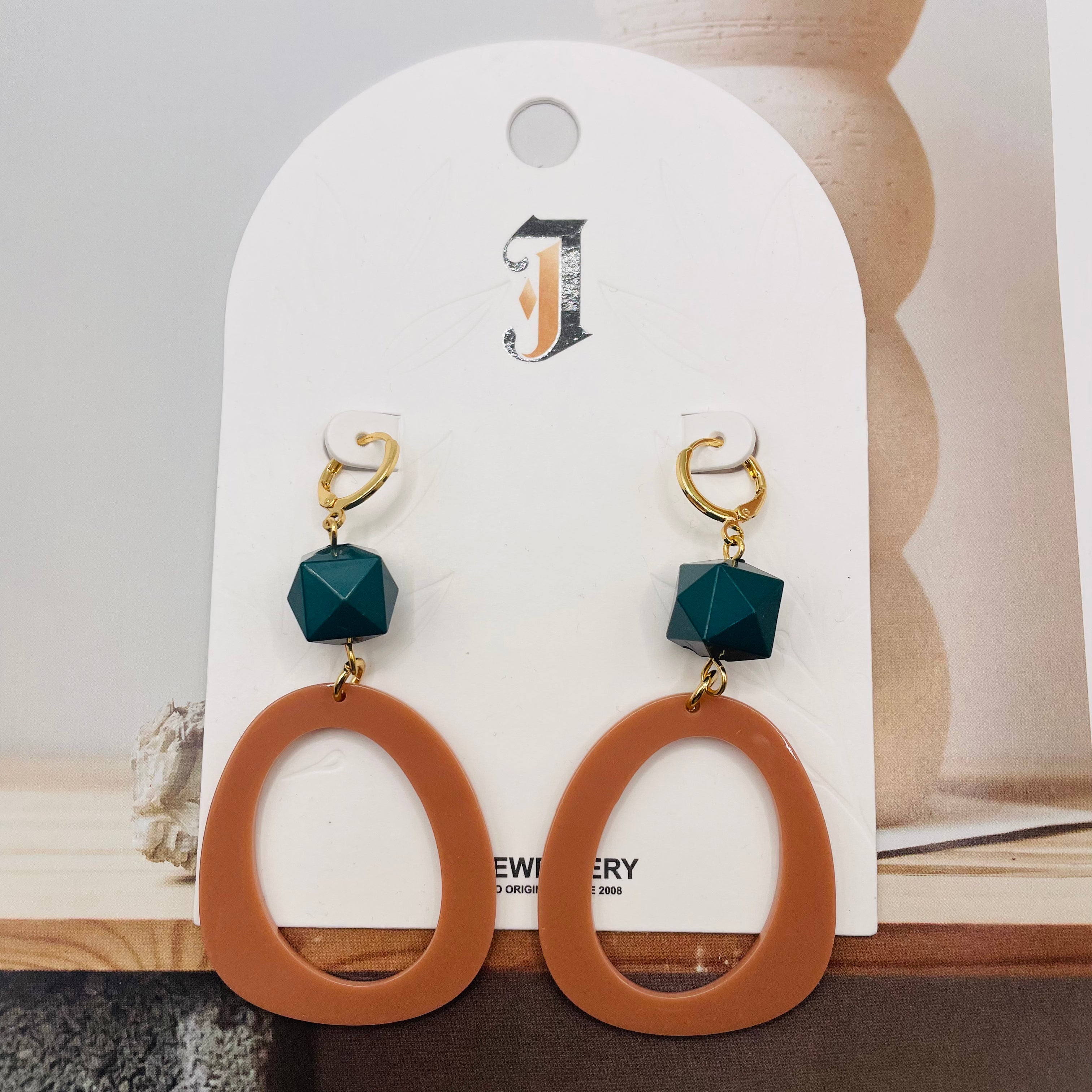 Aretes Colgantes de Resina Multicolor - Diseño Minimalista de Aro Irregular - Mayorista B2B|JI JOYA