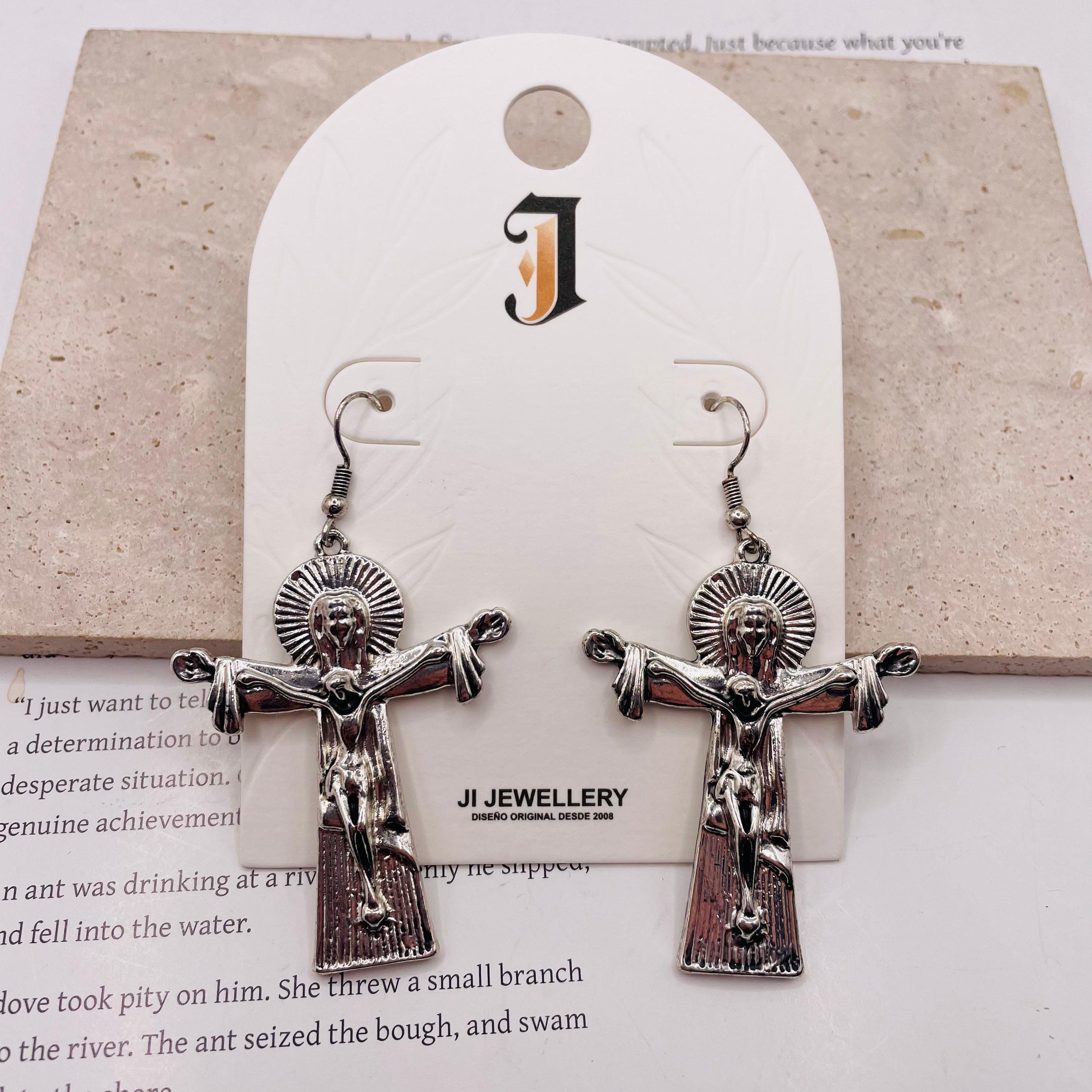 Pendientes de Cristo en Cruz Gótica en Zinc - Oro y Plata, Joyería de Moda al Por Mayor