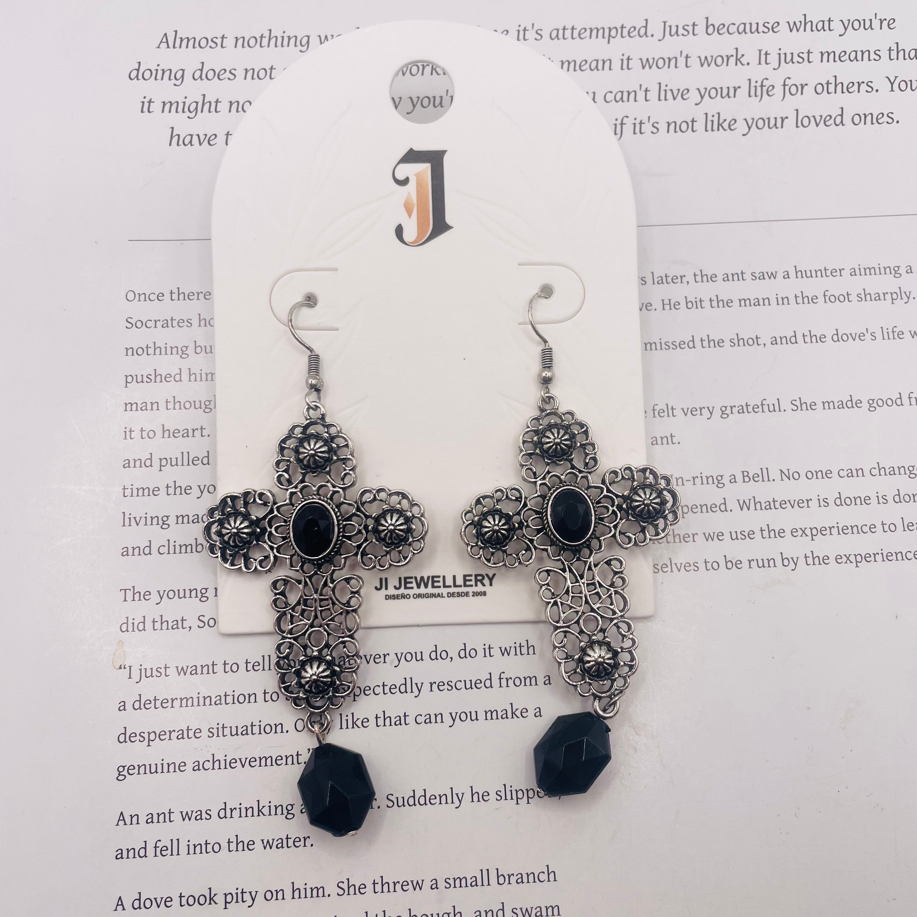 Pendientes Cruz Vintage con Piedra Negra - Oro/Plata - Joyería al Por Mayor|JI JOYA