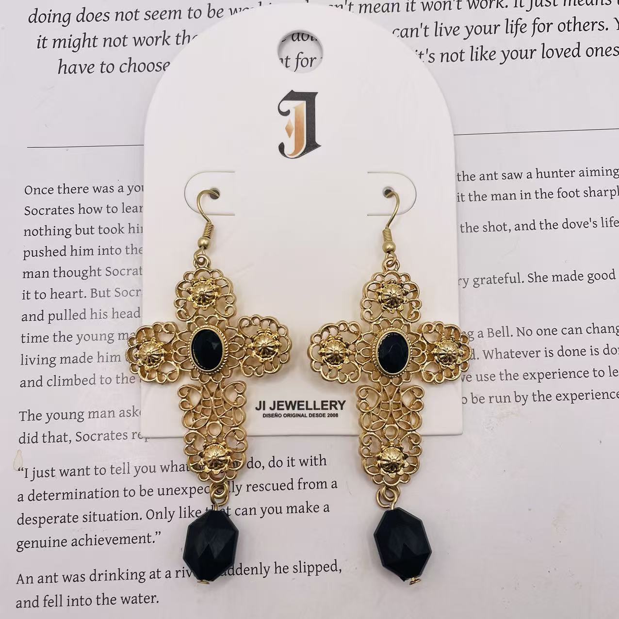 Pendientes Cruz Vintage con Piedra Negra - Oro/Plata - Joyería al Por Mayor|JI JOYA