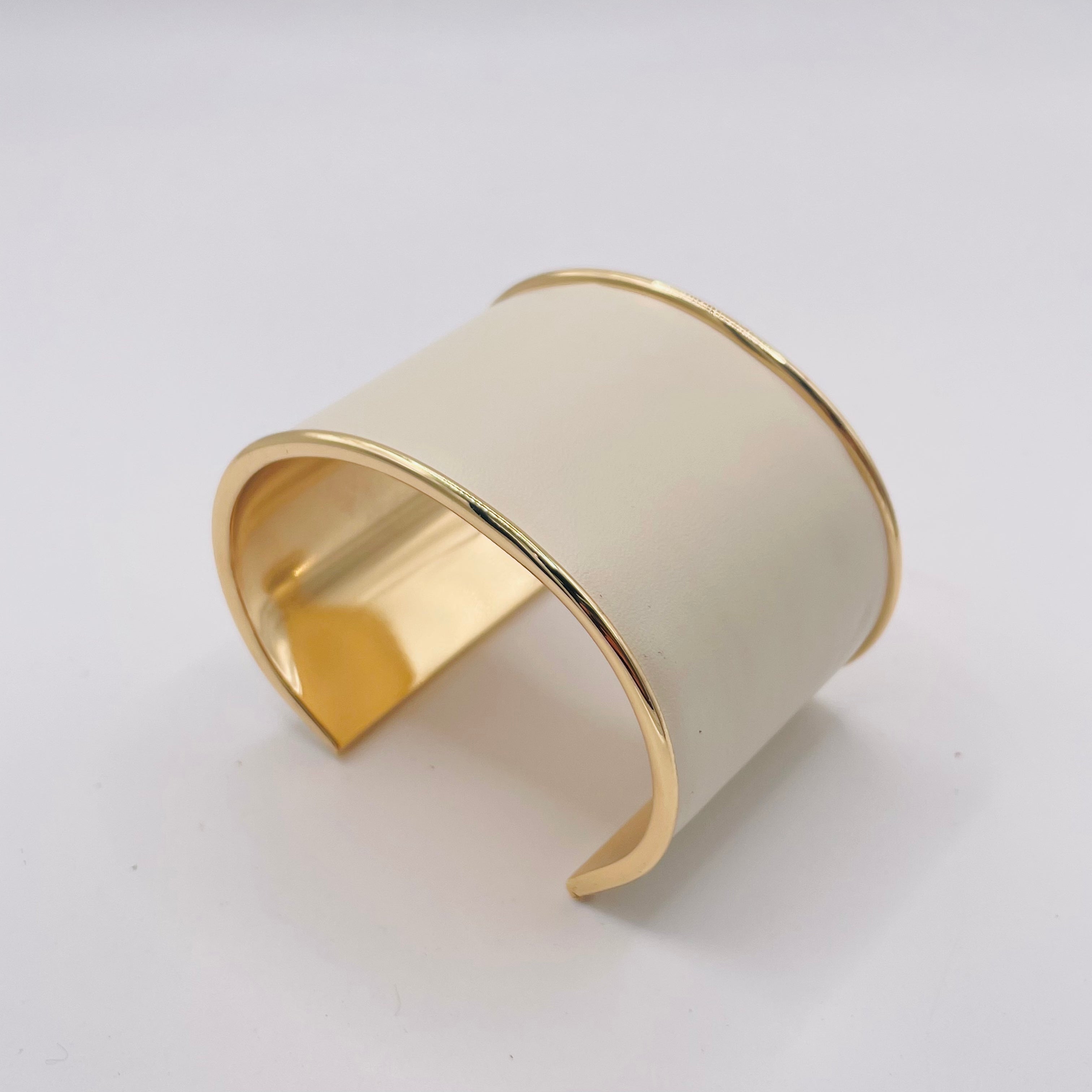 Brazalete Ancho de Cuero Sintético con Borde Dorado | Joyería Mayorista para Mujer | Varios Colores|JI JOYA
