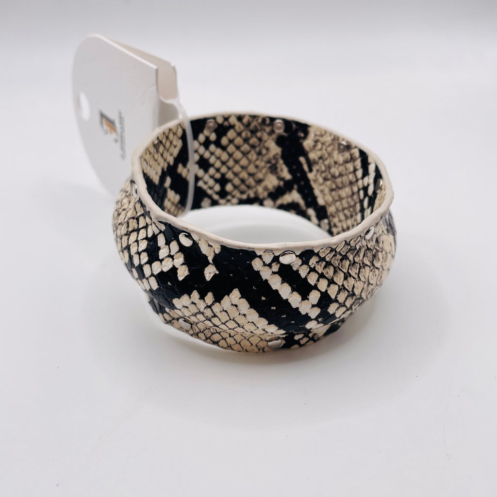 Pulsera de Serpiente con Tachuelas | Diseño de Cuero de Serpiente en 3 Colores | Joyería Mayorista de Moda|JI JOYA
