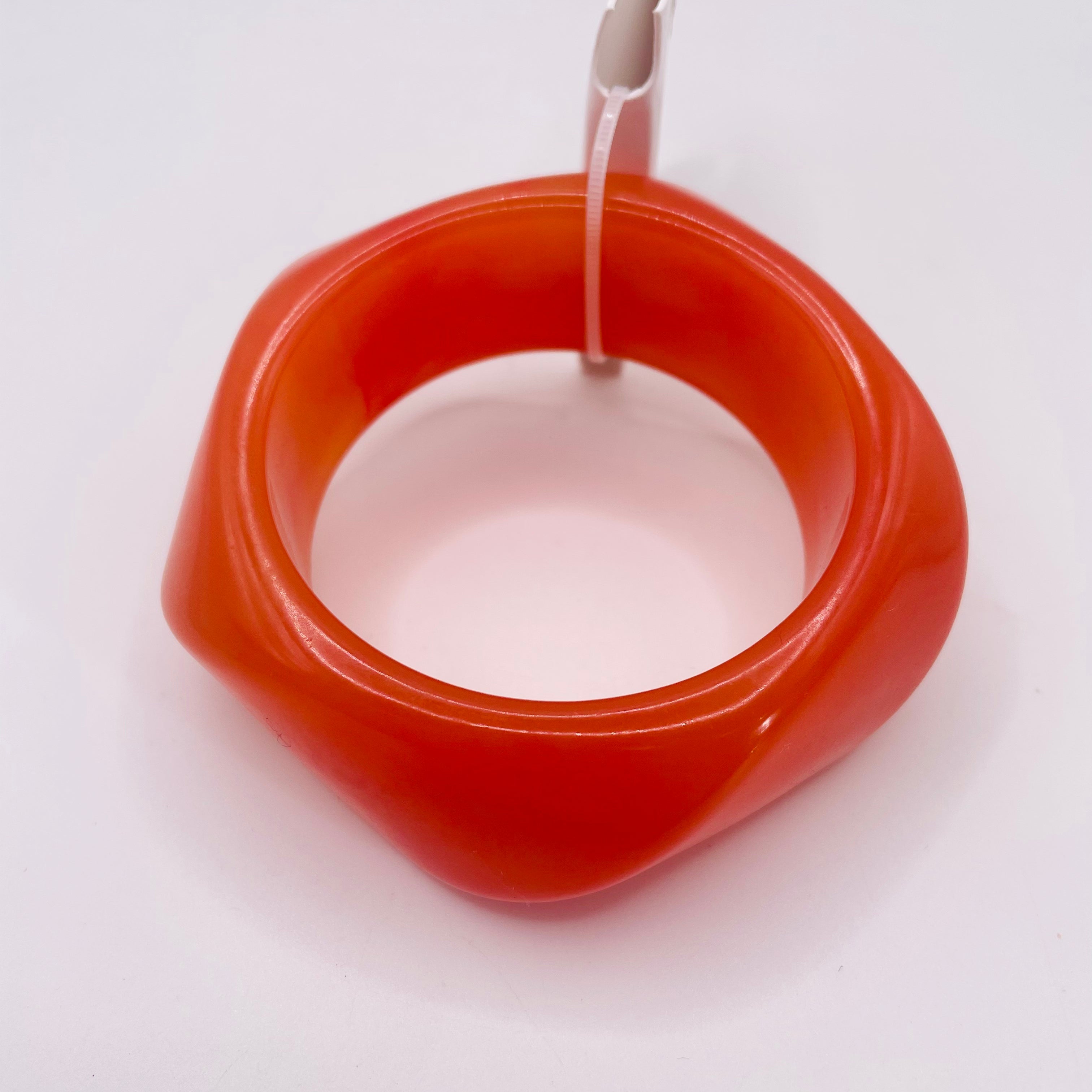Pulsera Ancha Geométrica de Resina - Diseño Irregular - Venta al Por Mayor| JI JOYA