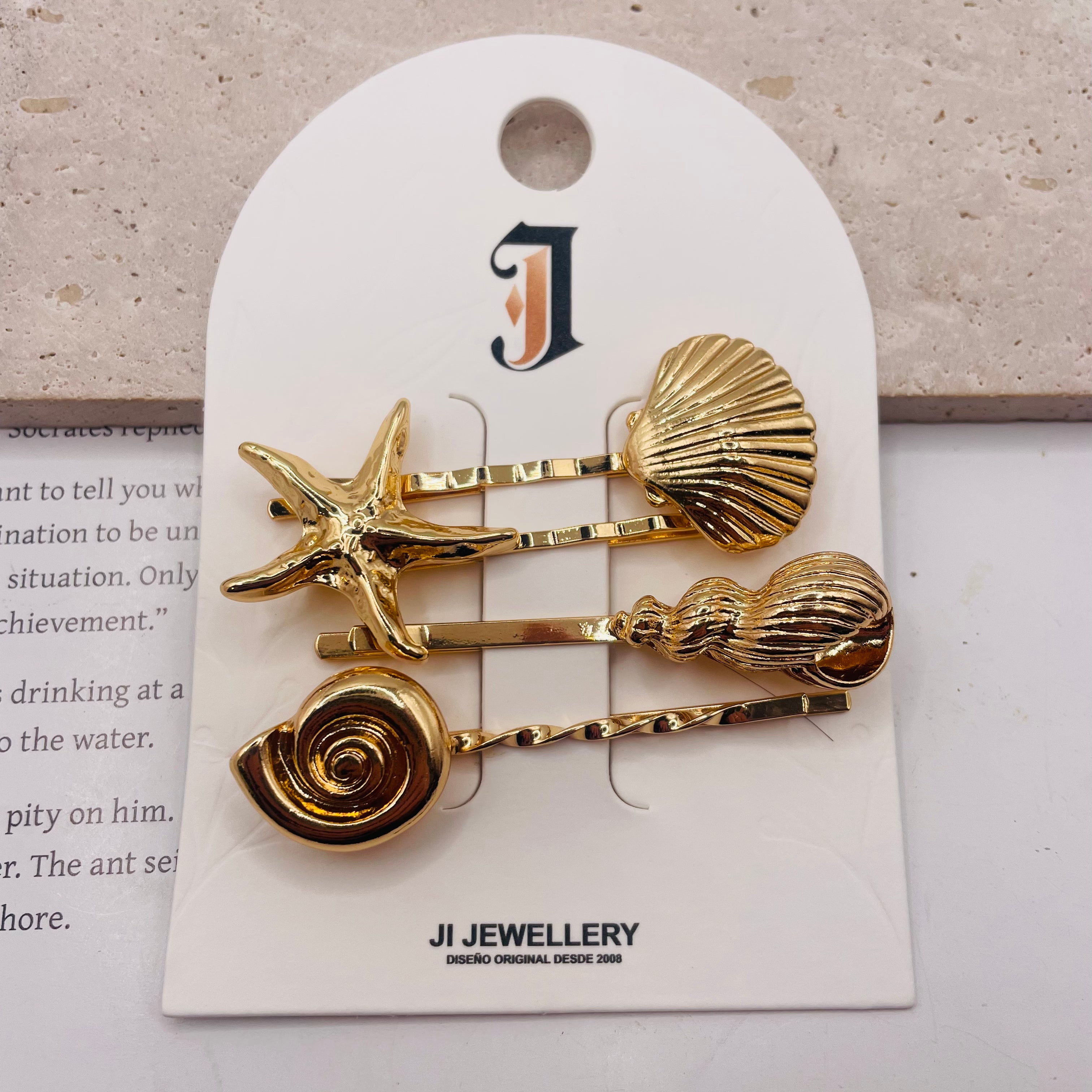 Set de 4 Pasadores de Pelo Dorados Estilo Marino - Diseño de Estrella de Mar, Concha y Caracol - Joyería de Moda para Mujeres - Mayorista|JI JOYA