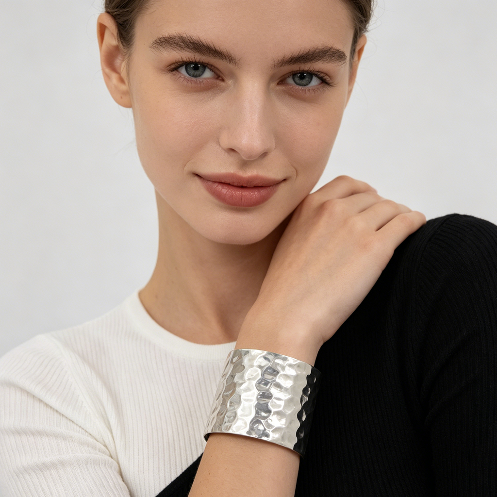 Pulsera Ancha Abierta Texturizada Martillada Acero Inoxidable Mayorista, Brazalete Irregular Unisex Dorado y Plata|JI JOYA