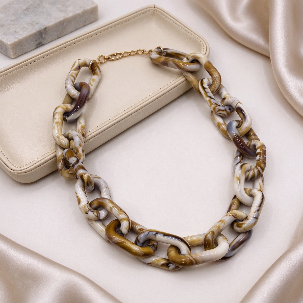 Collar de cadena gruesa efecto carey, resina, venta al por mayor | JI JOYA