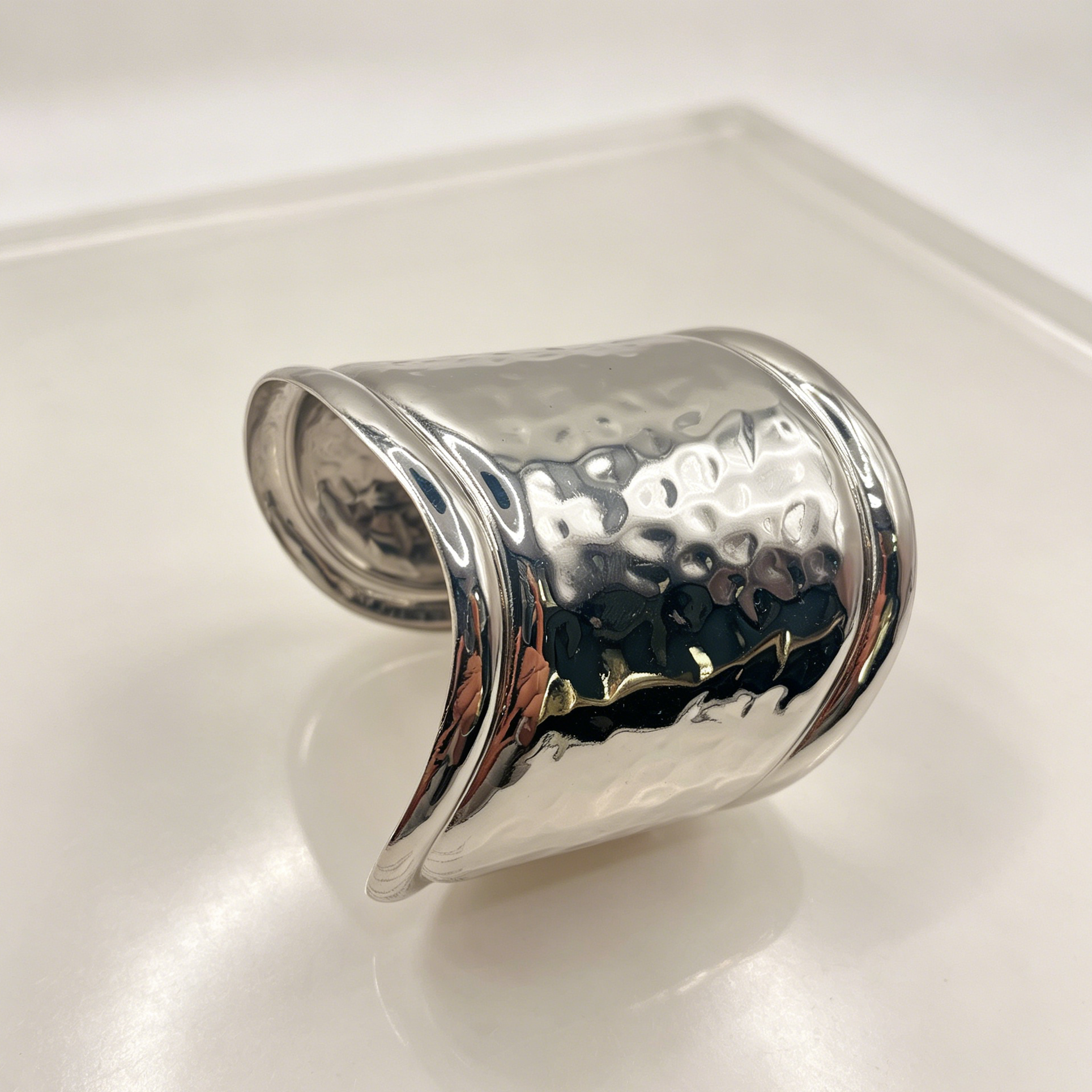 Brazalete Ancho Dorado/PLATEADO Martillado | Joyería de Moda Premium al Por Mayor|JI JOYA