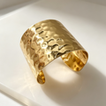 Pulsera Ancha Abierta Texturizada Martillada Acero Inoxidable Mayorista, Brazalete Irregular Unisex Dorado y Plata|JI JOYA