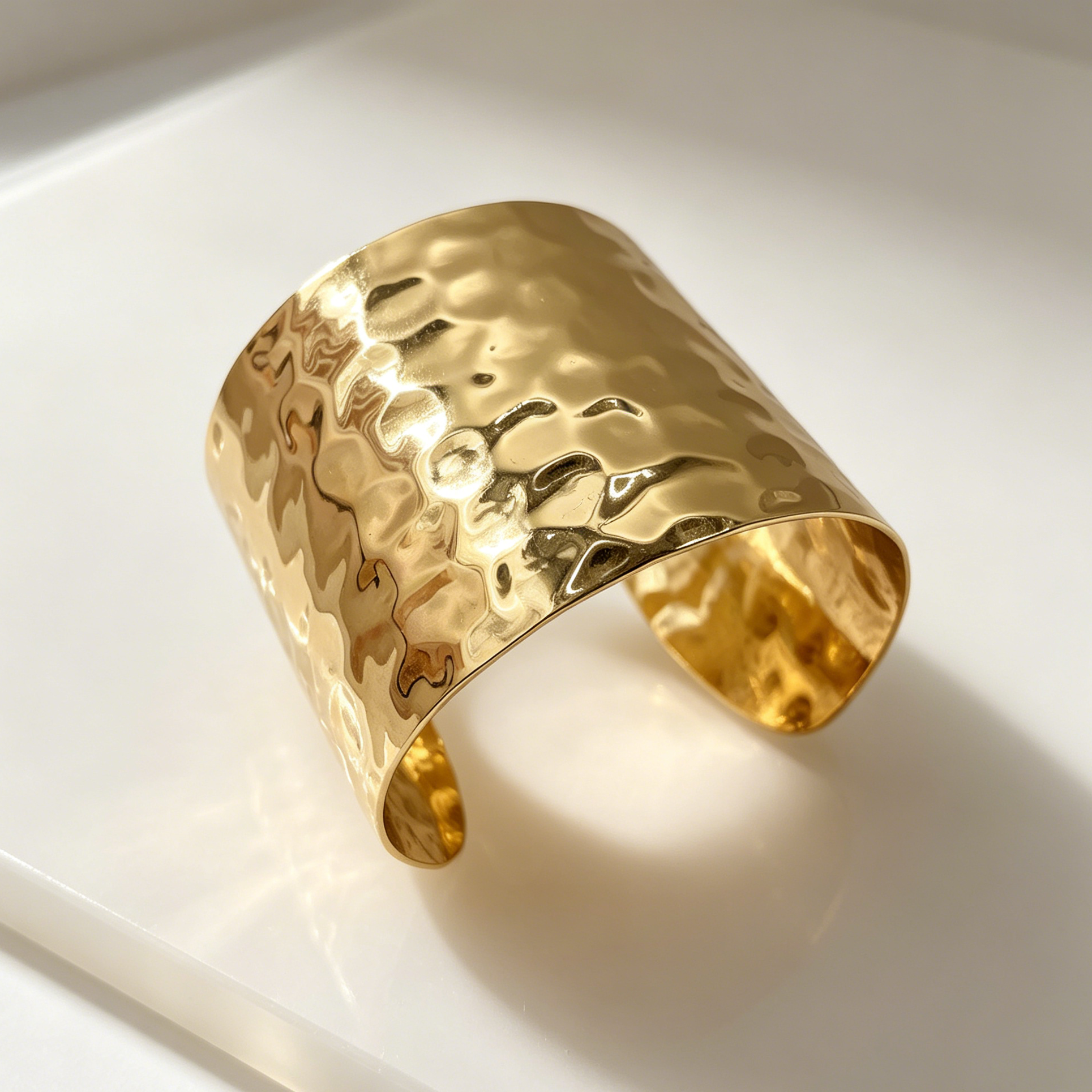 Pulsera Ancha Abierta Texturizada Martillada Acero Inoxidable Mayorista, Brazalete Irregular Unisex Dorado y Plata|JI JOYA