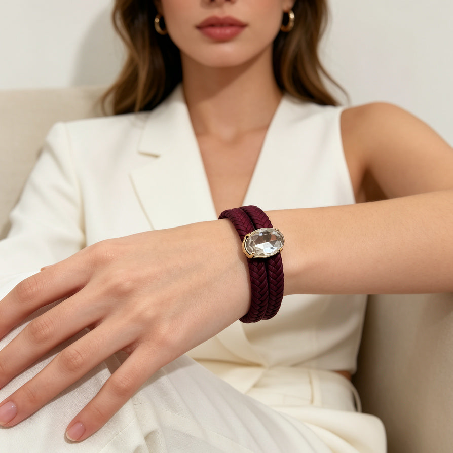 JI JOYA VENTA AL POR MAYOR|Pulsera Trenzada de Cuero con Piedra de Cristal Ovalada | Moda Elegante para Mujer | 2 Colores Disponibles (Vino Negro) | Joyería al Por Mayor
