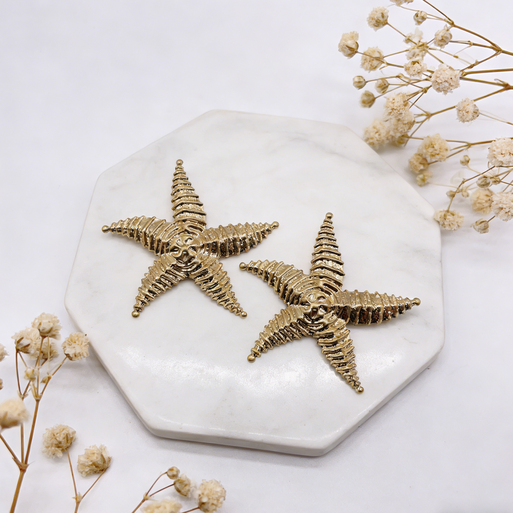 Pendientes Estrella de Mar Metálicos | Diseño Exagerado y Elegante para Mujer