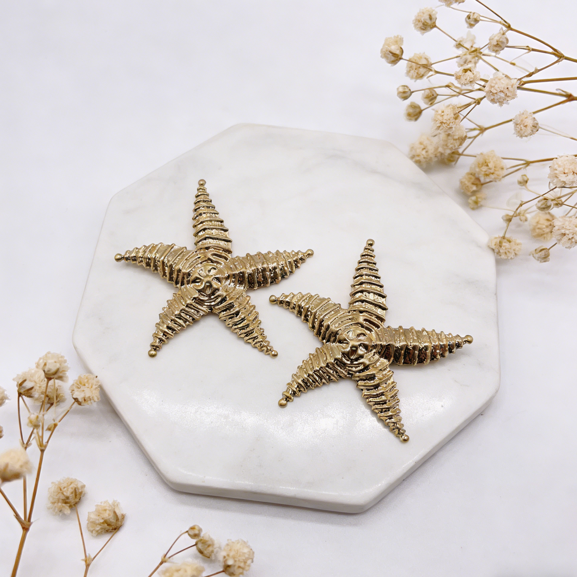 Pendientes Estrella de Mar Metálicos | Diseño Exagerado y Elegante para Mujer