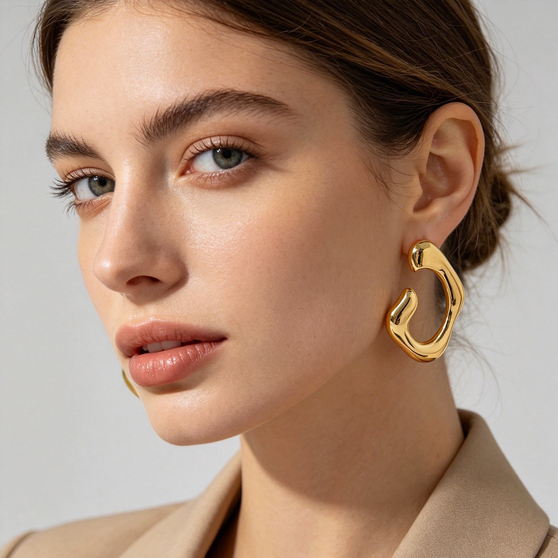 Pendientes Aro Forma Corazón Gruesos Dorado y Plata, Joyería Mayorista Moda Minimalista Zinc allory|JI JOYA