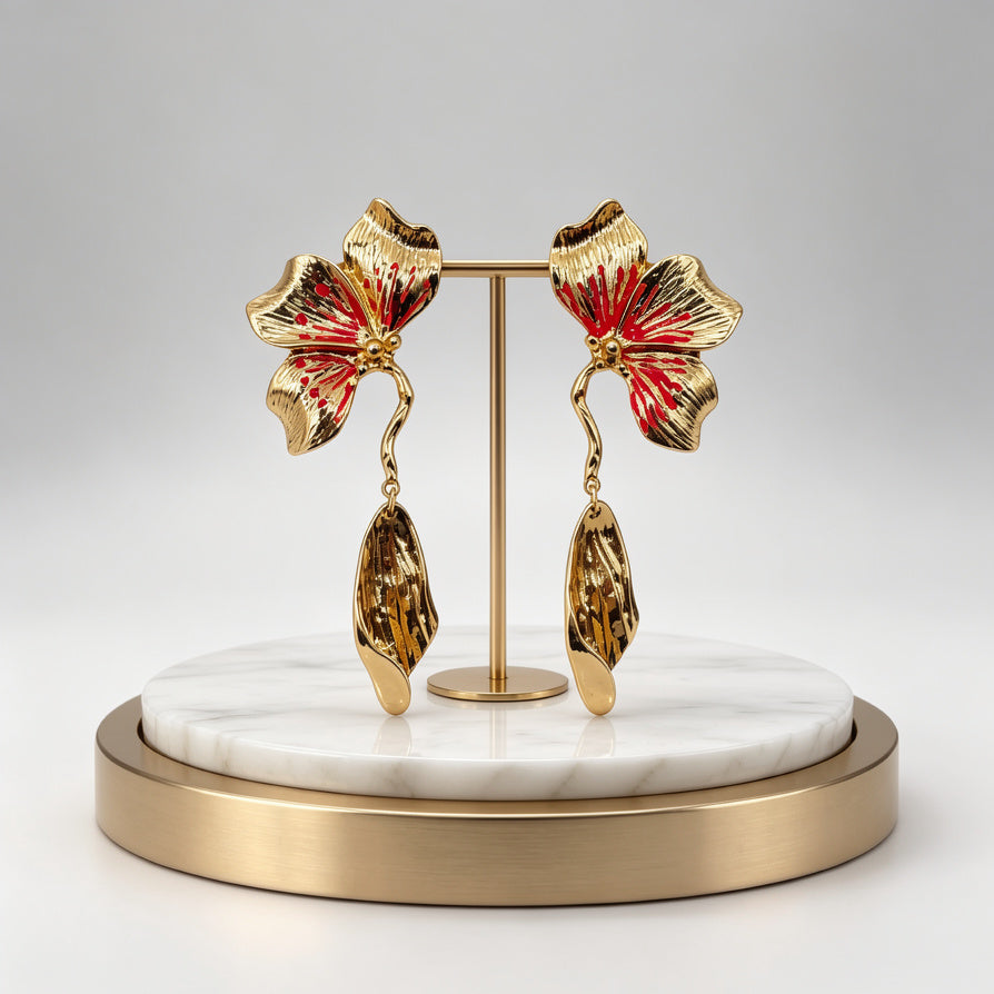 Pendientes Flor Dorada con Detalles Rojos | Joyería de Moda al Por Mayor para Mujer|JI JOYA