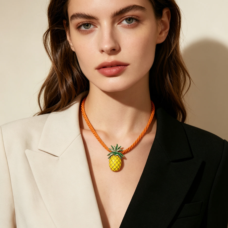 Collar Colgante de Piña de Moda | Joyería Mayorista para Mujeres, Zinc Aleación con Esmalte y Cristales, Diseño Tropical para Temporada|JI JOYA