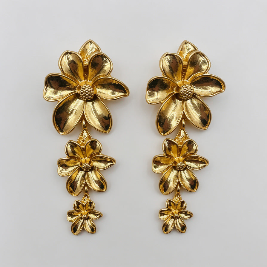 Pendientes Colgantes de Flores Metálicas 3 Niveles | Mayorista de Bisutería de Moda, Diseño Elegante 2 Colores (Oro y Plata)|JI JOYA