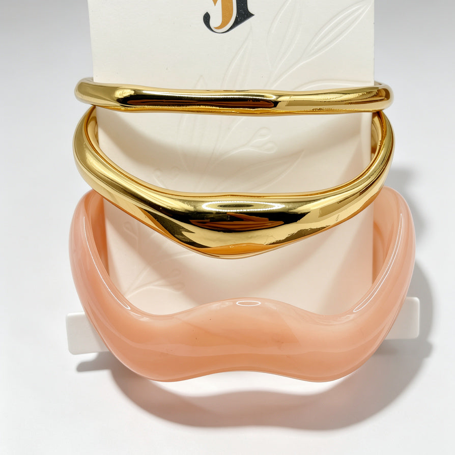 Set de 3 Pulseras Onduladas de Resina y Metal Dorado - Venta al Por Mayor|JI JOYA
